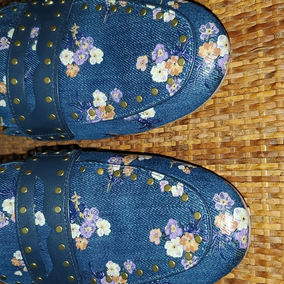 Coach Demin Slides - Picture 7 of 8